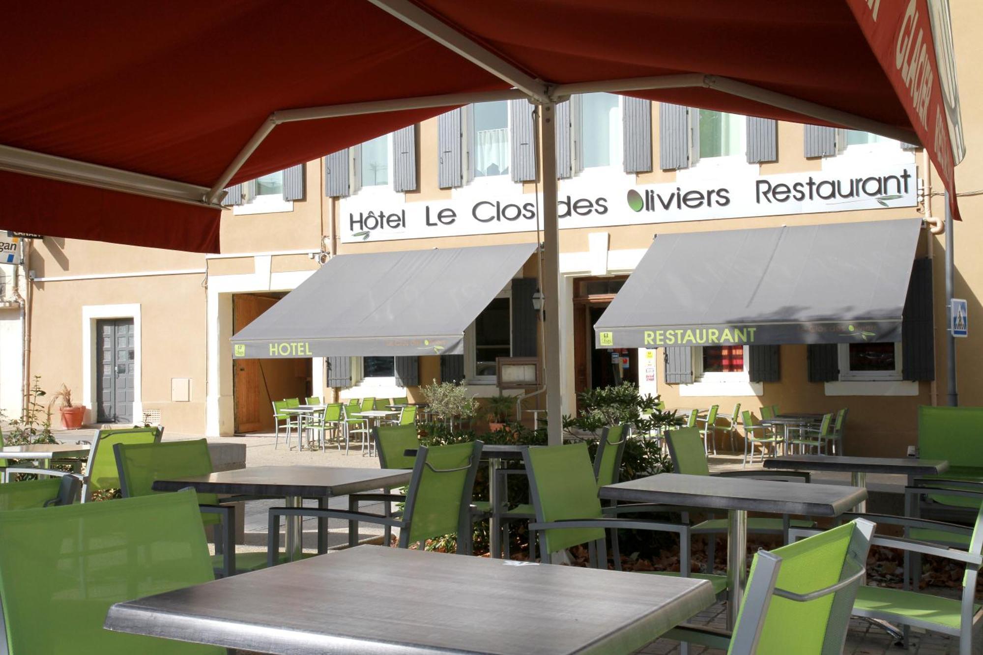 Logis Hotel Le Clos Des Oliviers Bourg-Saint-Andeol Exterior photo